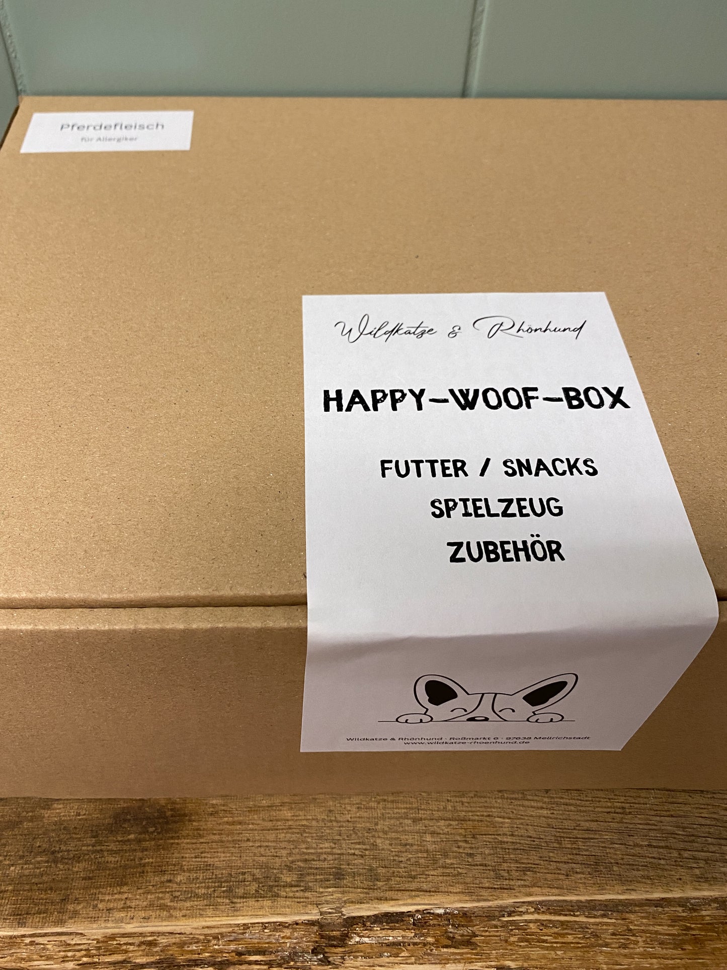 Happy-Woof-Box mit Pferdefleisch