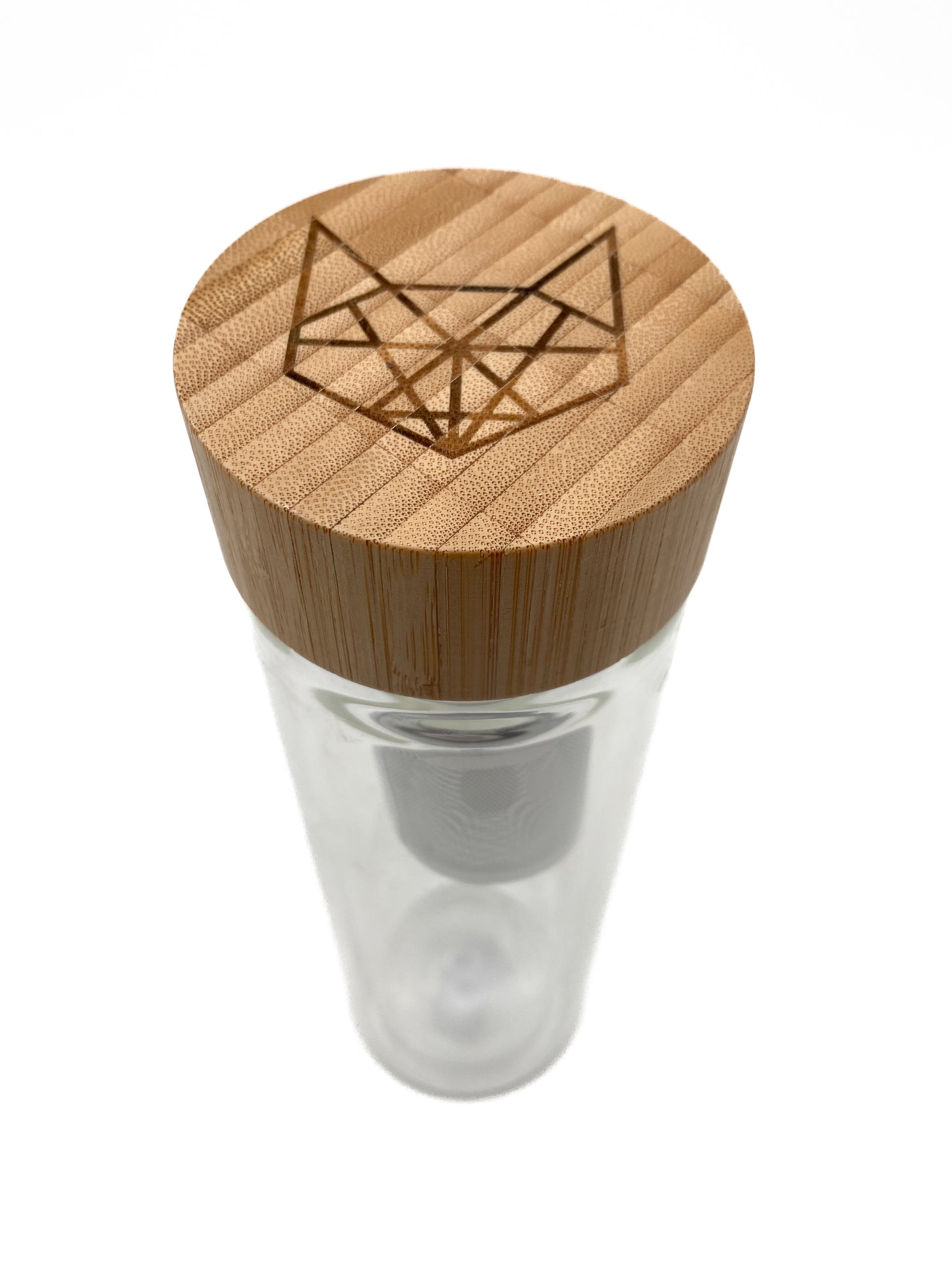 Glasflasche mit Bambusdeckel und Teesieb