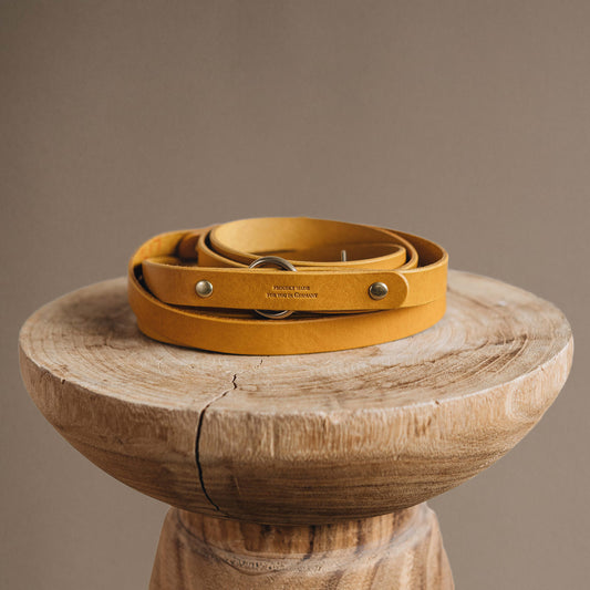 Umhängeleine aus Leder. Lasso Gelb