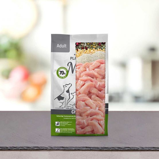 Adult Chicken Mini 900g